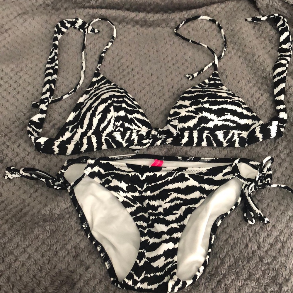 VS swimsuit Brand new, Never worn,purchased online